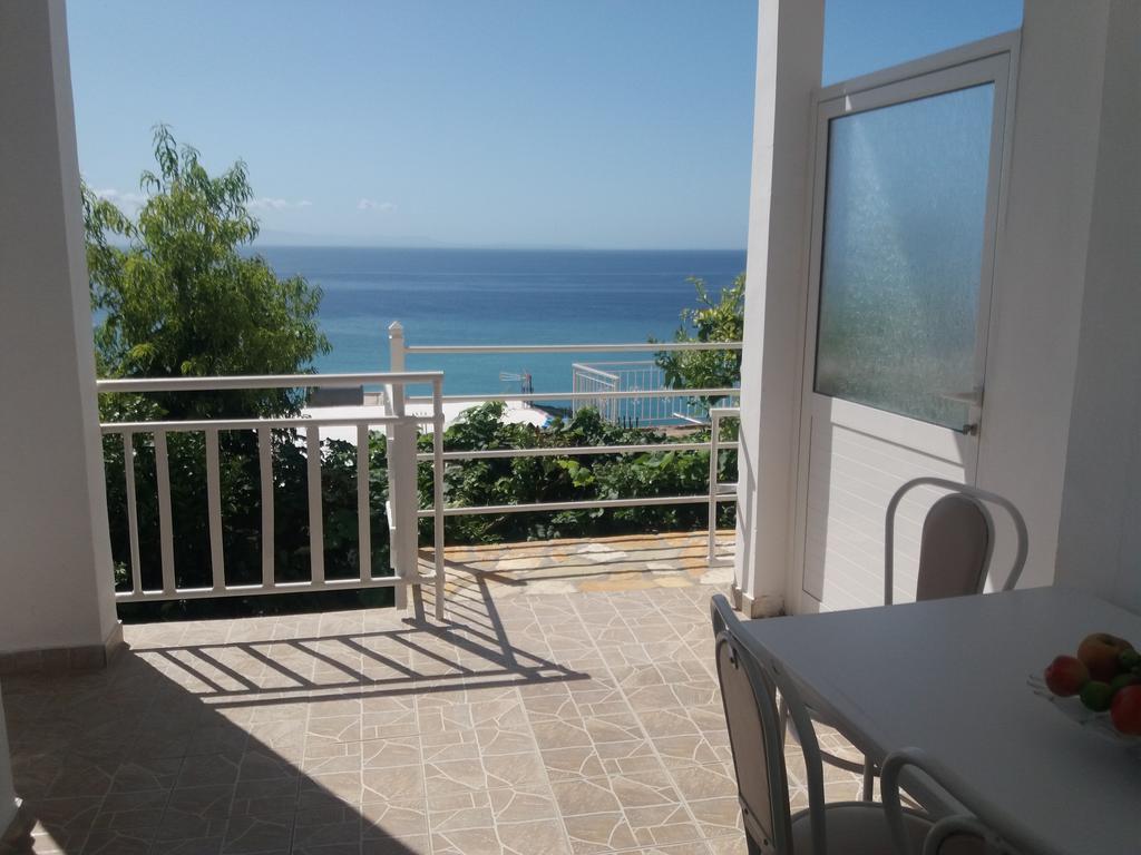 Qeparo Pano Rooms Екстериор снимка